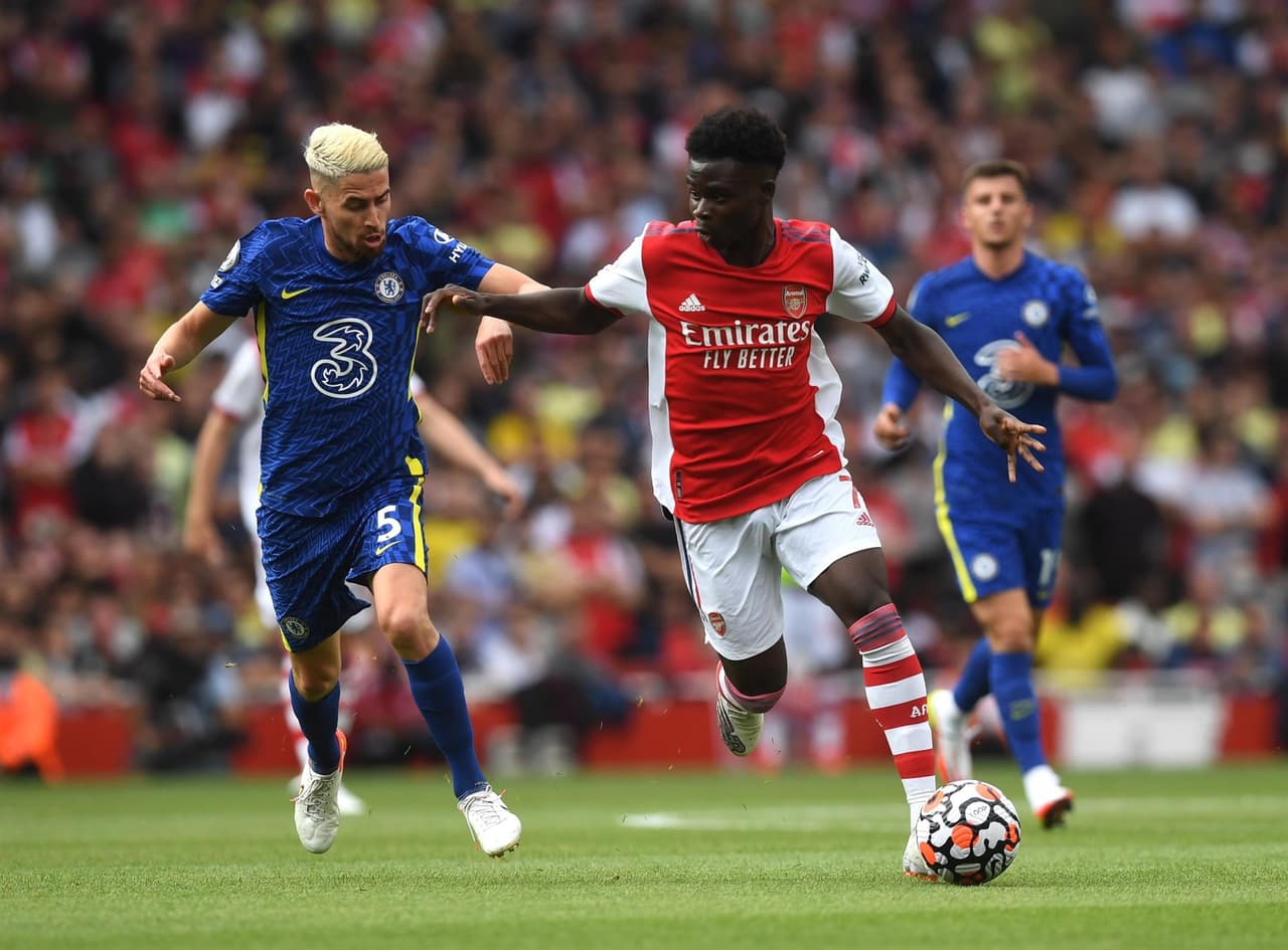 Chelsea se lleva el Derby tras derrotar 2-0 al Arsenal durante la segunda Jornada de la Premier League. Romelu Lukaku, quien fue ovacionado a su regreso con los 'Blues', anotó el primer gol del partido al minuto 15', seguido de Reece James al 35'.