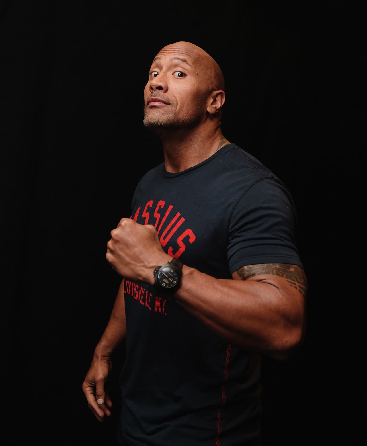 El hombre que lo puede todo, invencible y lleno de fuerza, Dwayne Johnson siempre interpreta a personajes así y realmente da la impresión de que nada puede vencerlo.