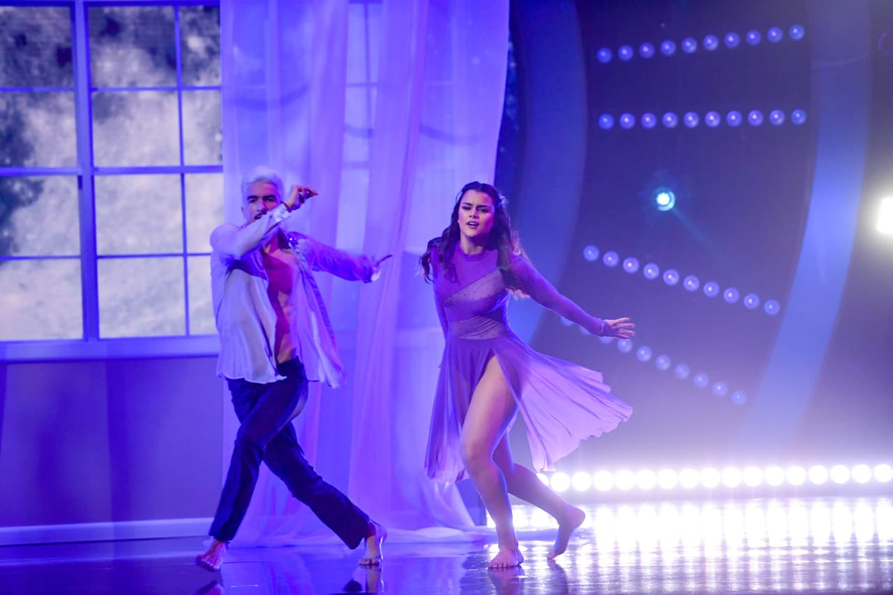 Le dijo que esta vez la sintió "un poquito preocupada por las cargadas", pues en su cara se veía sufrimiento, por lo que le pidió mostrar más expresiones.