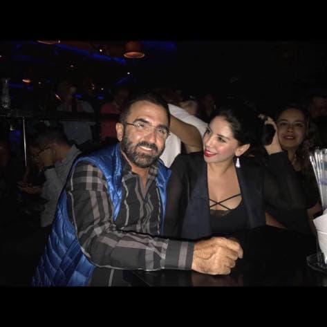 Prefieren que su boda sea en Guadalajara, pero aún no definen si será en la playa o la ciudad.