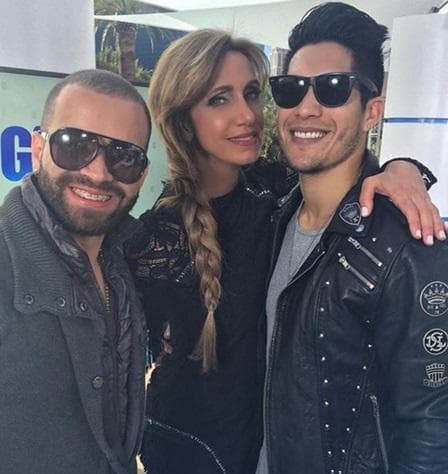 Lili Estefan se tomó una selfie del recuerdo con los chicos de Chino y Nacho.
