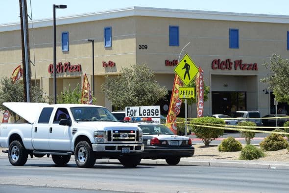 Cuando un hombre y una mujer entraron a la pizzería CiCi's.