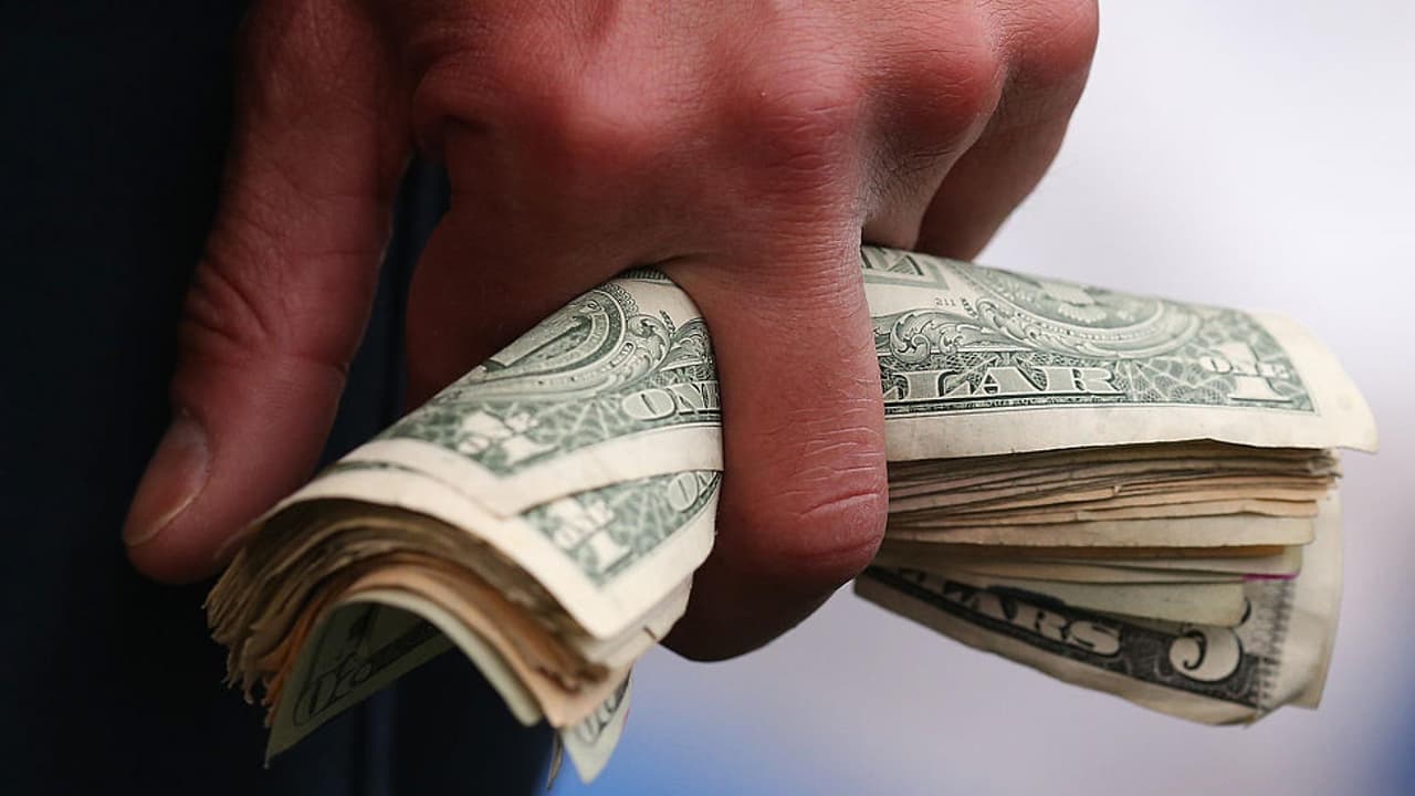 <h3 class="cms-H3-H3"><b>¿Por cuánto tiempo se recibirán las aplicaciones?</b></h3>
<br>
<br>Desde este 31 de marzo y hasta el 12 abril puedes someter tu aplicación.
<br>