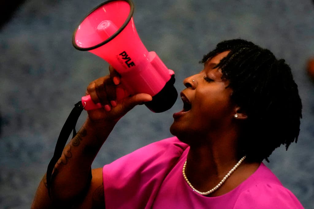 La izquierda progresista de Florida gana terreno entre los demócratas y revela tensiones dentro del partido
