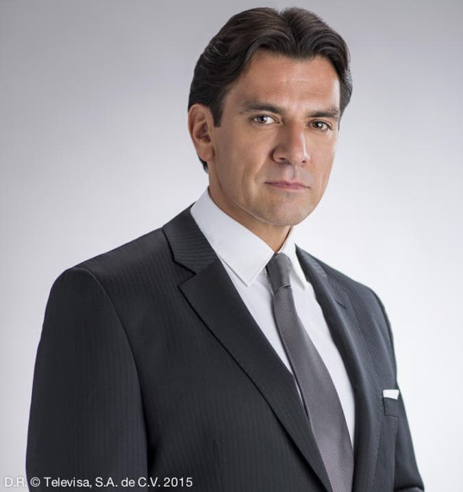 Eso sí, tuvo una fuerte competencia. Jorge Salinas fue su rival de amores en la telenovela, él nos conquistó con su personaje de 'Arturo Montenegro'.