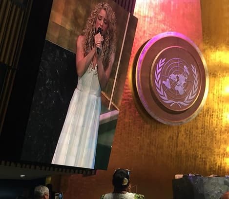 Varios funcionarios aprovecharon sus redes sociales para subir imágenes del recital de la cantante.