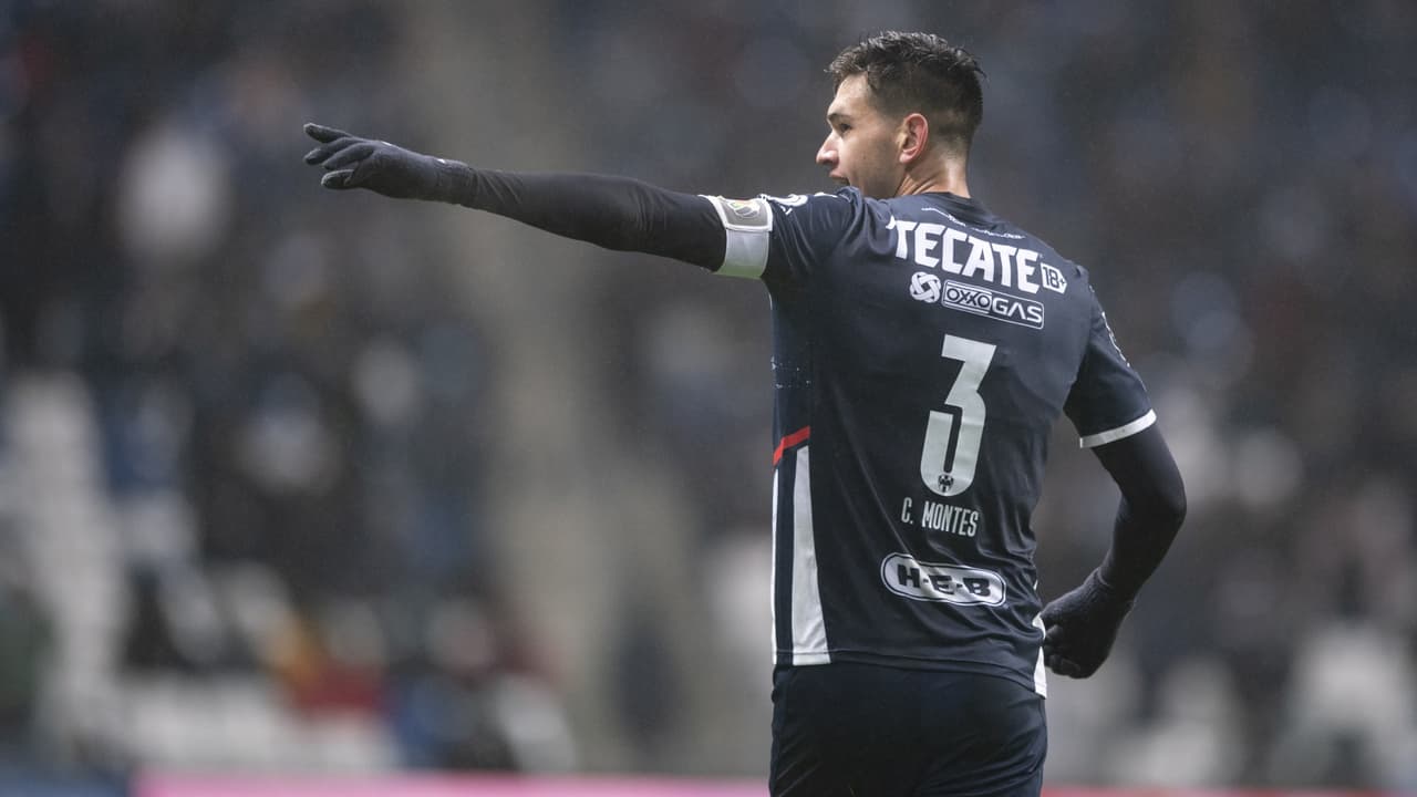 César Montes sobre Javier Aguirre: “Estamos todos con él”