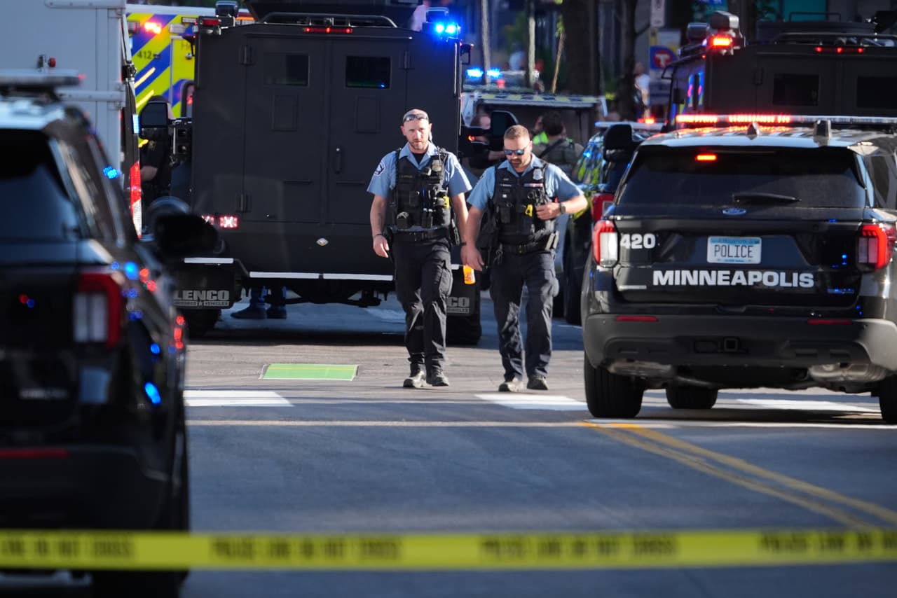 Tiroteo en Minneapolis: al menos dos personas muertas y seis heridas, incluidos tres policías; el atacante también falleció 