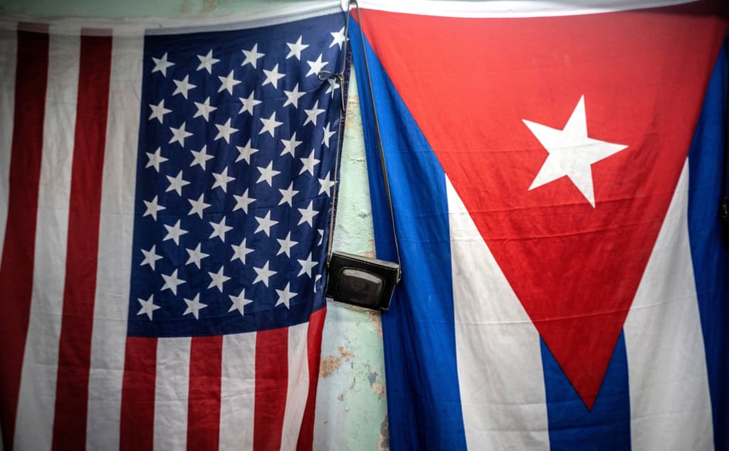 Exilio cubano desconfía de reformas económicas anunciadas en la isla