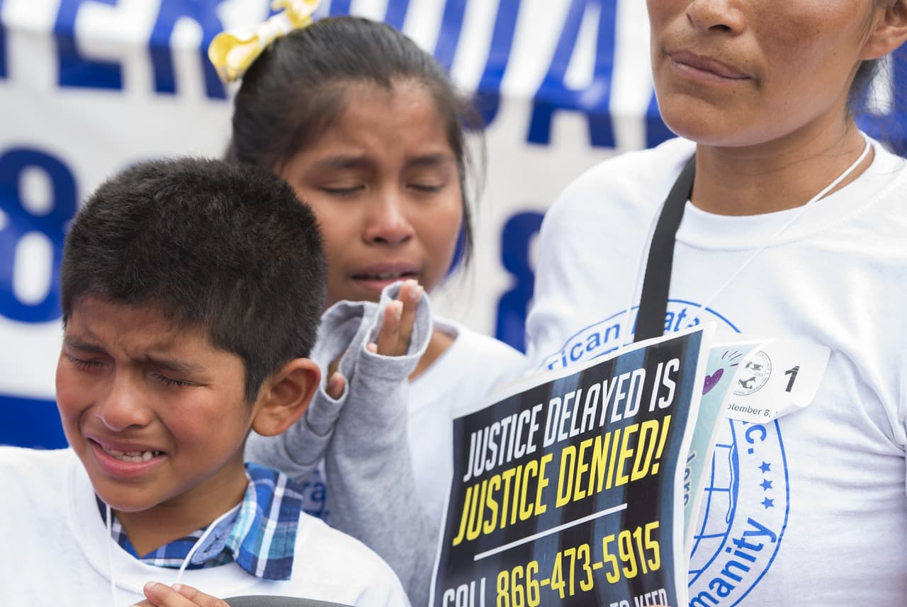 Quiénes no califican para DACA y DAPA