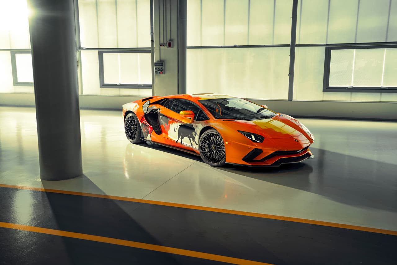 En el marco de la Semana del Automóvil de Monterey 2019 en California, Estados Unidos, 
<a href="https://www.univision.com/carros/marcas-de-carro/lamborghini" target="_blank">Lamborghini</a> presentó un Aventador S que sirvió de lienzo para Skyler Grey, una estrella emergente del arte urbano y quien en 2017 fue nombrado por Forbes uno de los artistas más influyentes del mundo.