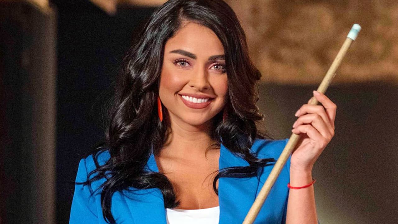 Claudia Martín promete drama y diversión con su papel de villana en la telenovela Fuego Ardiente