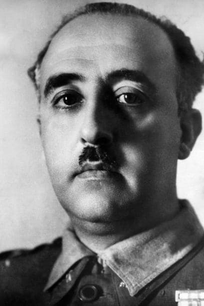 Tras el Golpe de Estado en España en julio de 1936 que condujo a la Guerra Civil Española y la caída de la Segunda República española, Francisco Franco comenzó una dictadura derechista basada en el nacionalismo denominada franquismo.