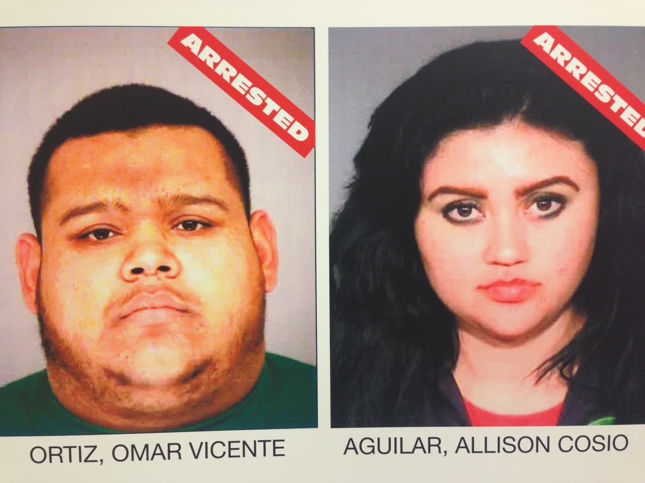 Dos de cuatro arrestados, presuntos suministradores de armas a un cártel mexicano.