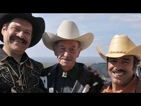 Aquí la foto del recuerdo junto a los protagonistas, el actor Damián Alcázar y Joaquín Cosío.