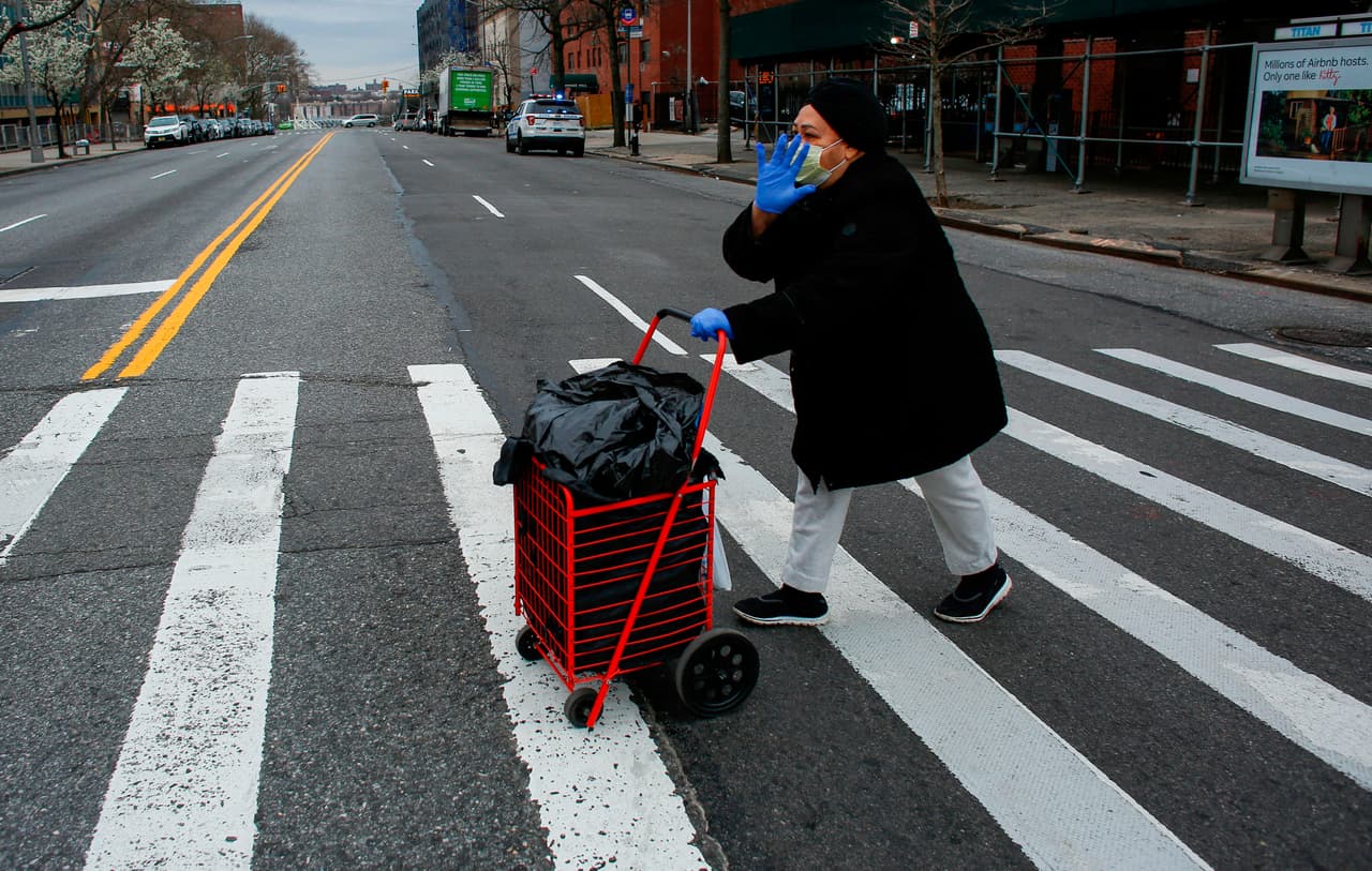 El acuerdo que se avecina es el resultado de los esfuerzos de un grupo bipartidista de legisladores de base para encontrar un punto medio entre un proyecto de ley de la Cámara de 2,4 billones de dólares y una medida de 500.000 millones de dólares del Partido Republicano, elaborada por McConnell.