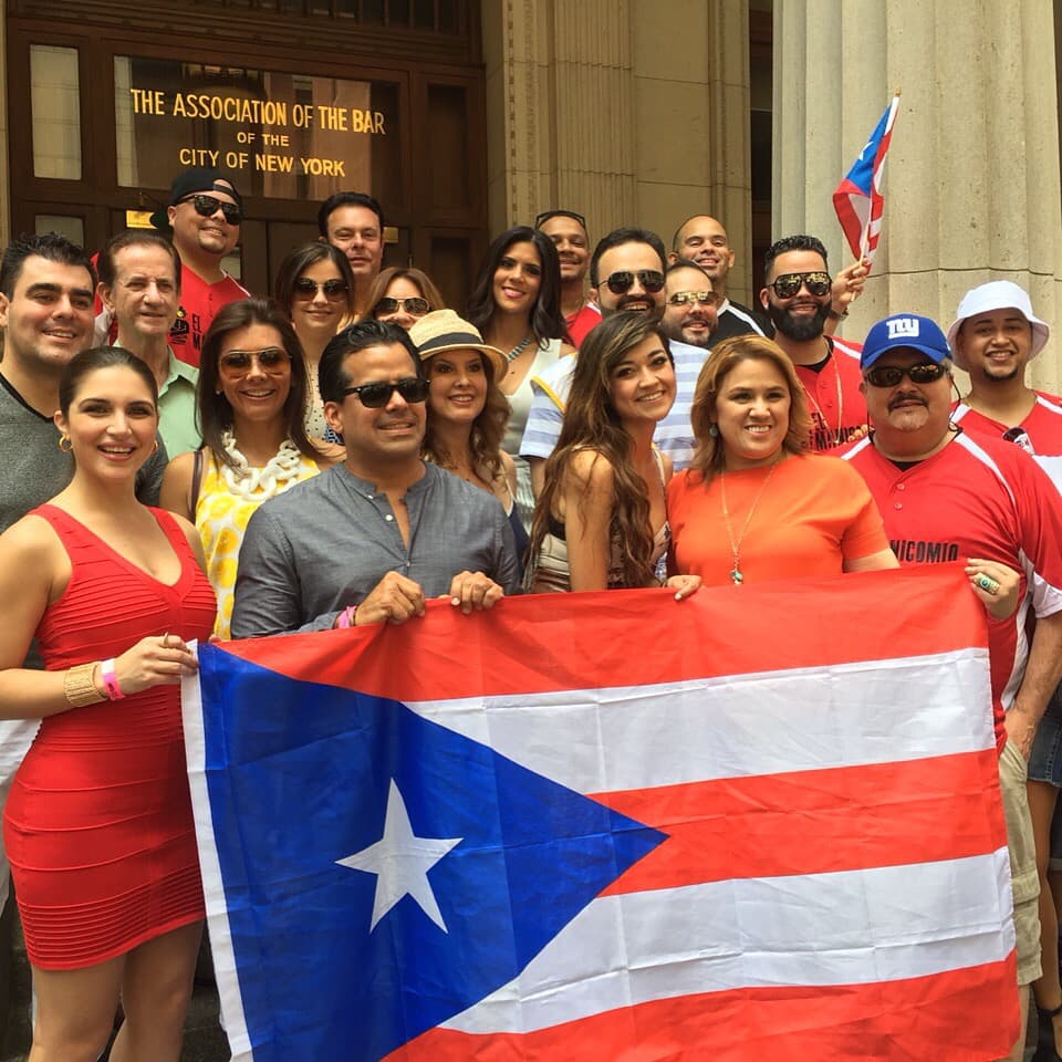 El equipo de Univision 41 se trasladó a la Quinta Avenida para formar parte de la edición 58 del Desfile Nacional Puertorriqueño en Nueva York, al cual también asistió el Gobernador de Puerto Rico Alejandro García Padilla. Un evento que sin duda ha puesto a gozar a los boricuas que se encuentran fuera de la isla.