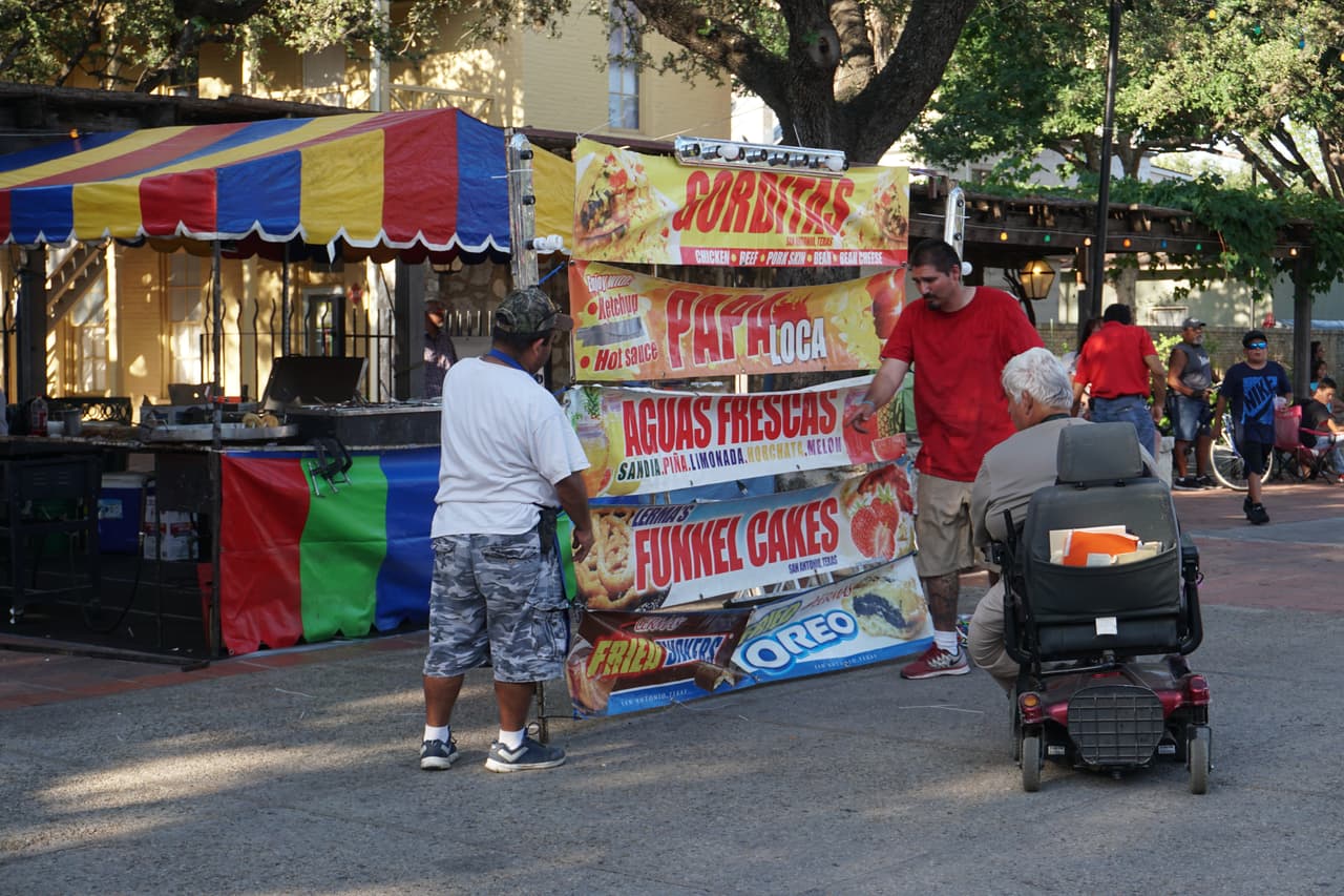 Ram Herrera, Los Banger Broz and Jorge Alejandro took the stage inside La Villita.