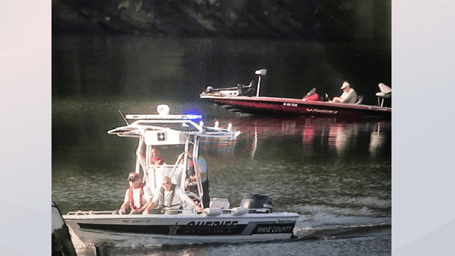 Encuentran a niña hispana de 15 años en Falls Lake
