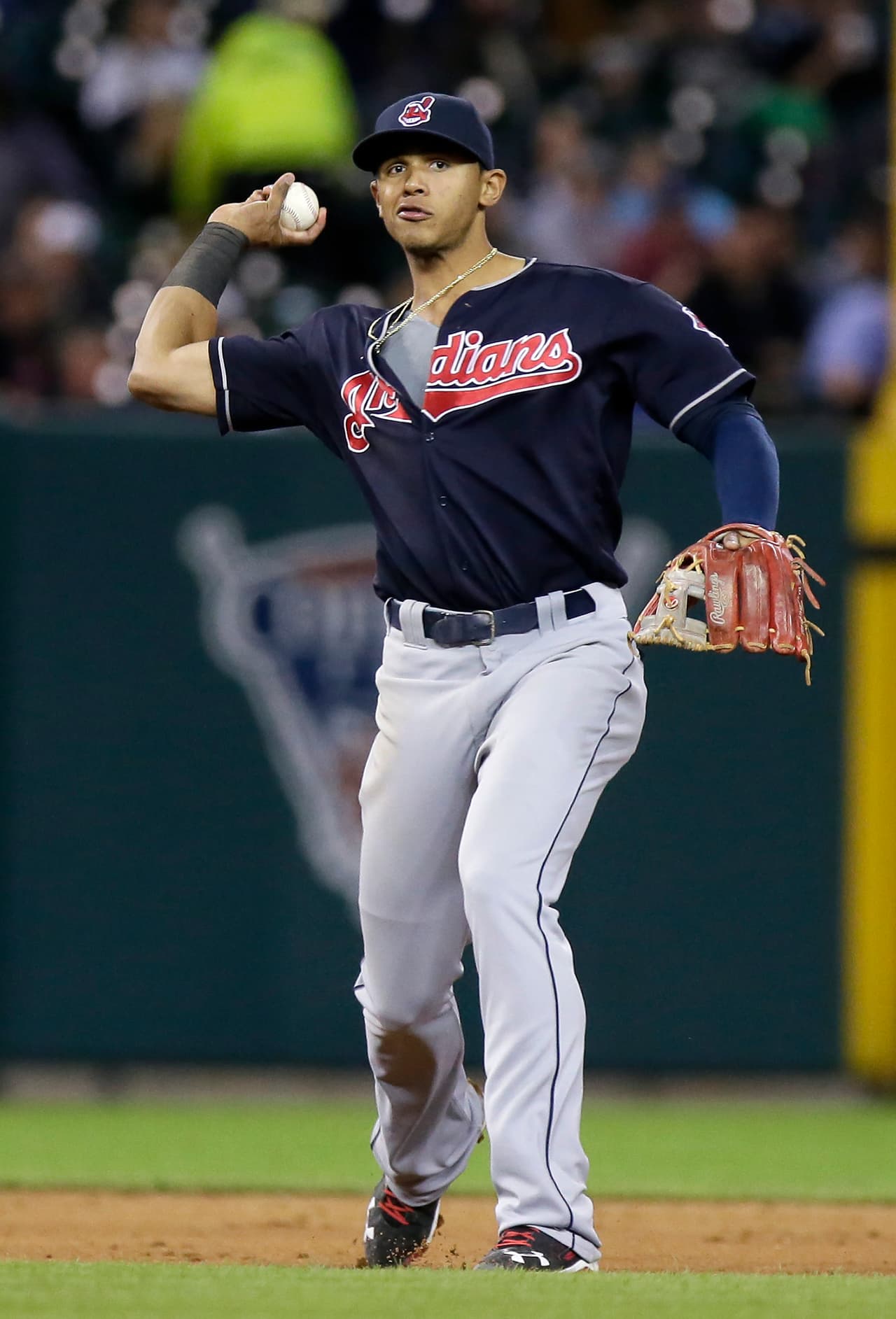 El shortstop puertorriqueño Erik González estuvo en 21 partidos con Indians. A sus 25 años, a pesar de no estar en el roster activo, aportó durante la temporada regular.