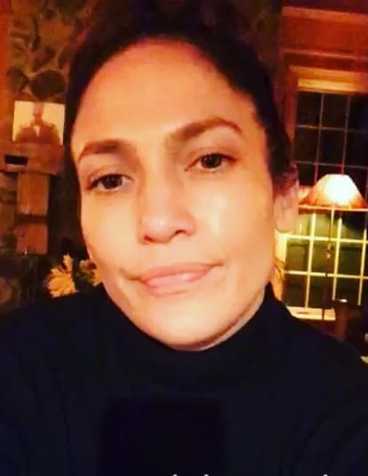 La Diva del Bronx ha estado muy entretenida compartiendo simpáticos videos en redes sociales y hasta se atrevió a mostrarse al natural.