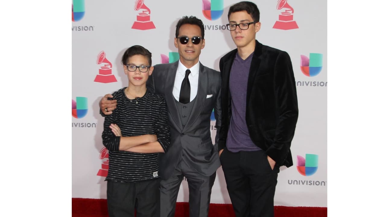Marc Anthony incrementó la pensión que daba a los hijos que tuvo con Dayanara Torres en 2014.