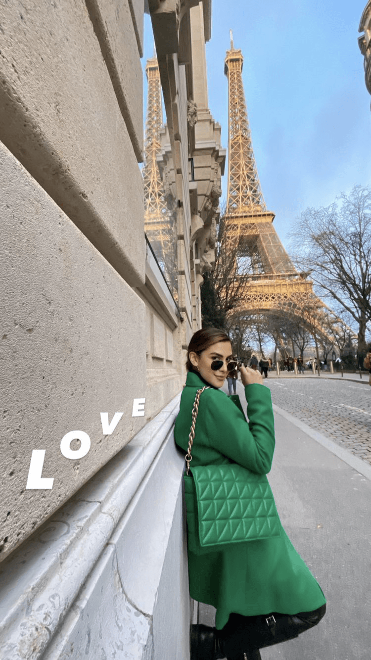 La conductora aprovechó los fantásticos paisajes para tomarse varias fotografías.