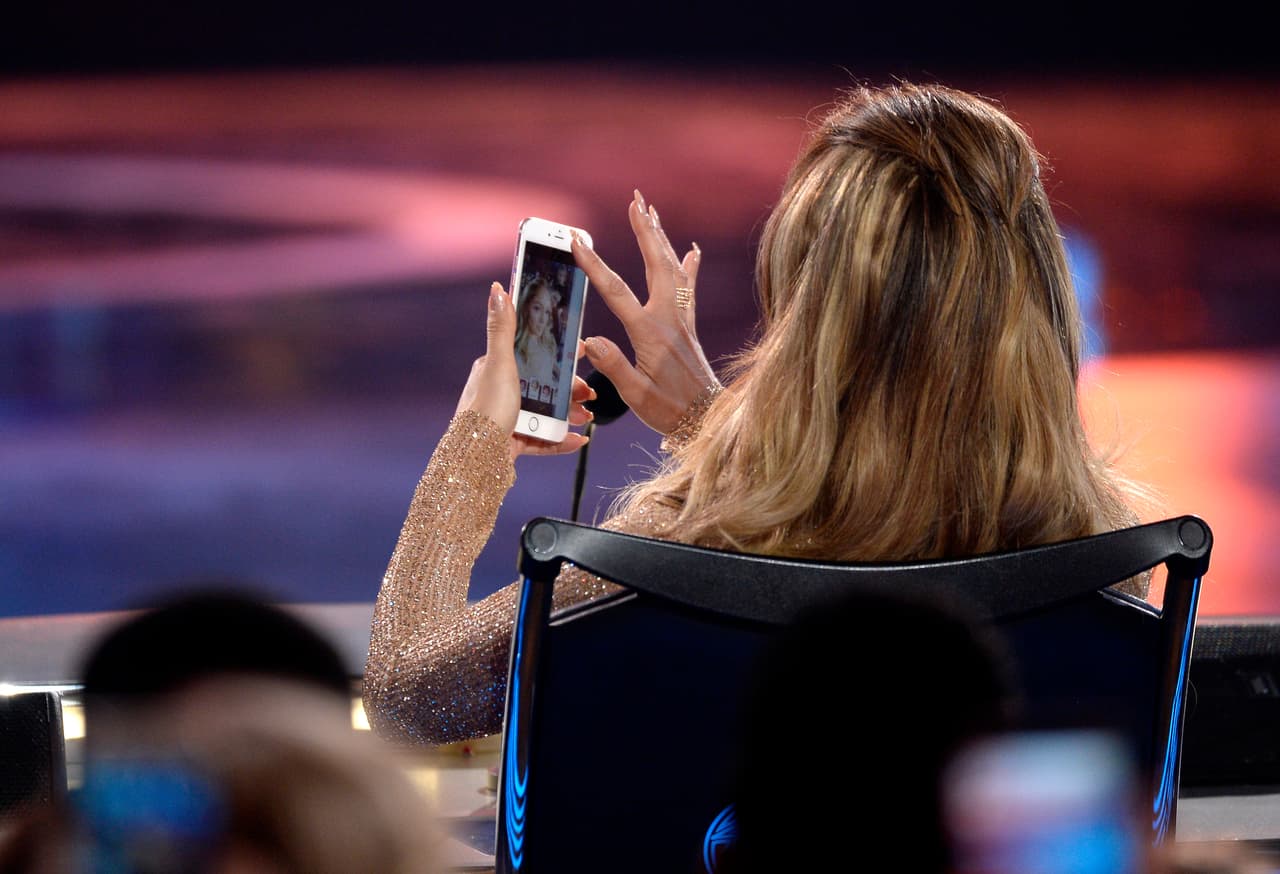 Está bien, una selfie más, que a nadie le hace daño.