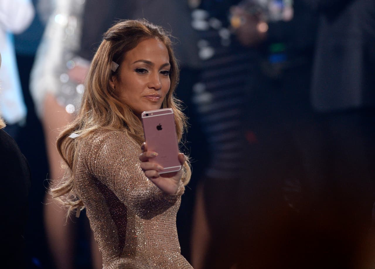 ¿Selfie time? Obviously, siempre es momento para compartir una imagen en las redes.