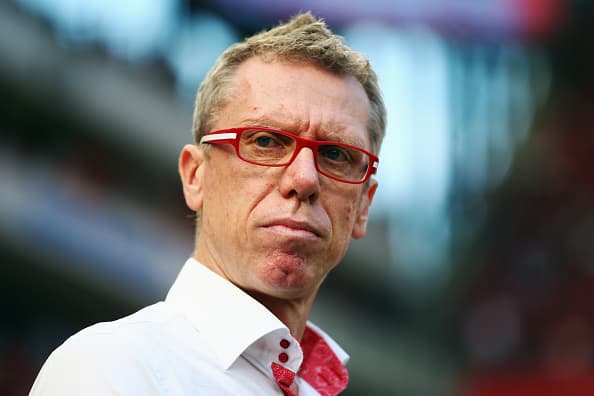 Jugó en la selección de Austria en el mundial de Francia 1998.