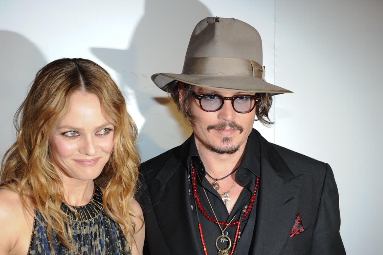 Las mujeres de la familia Paradis envían su apoyo a Johnny Depp