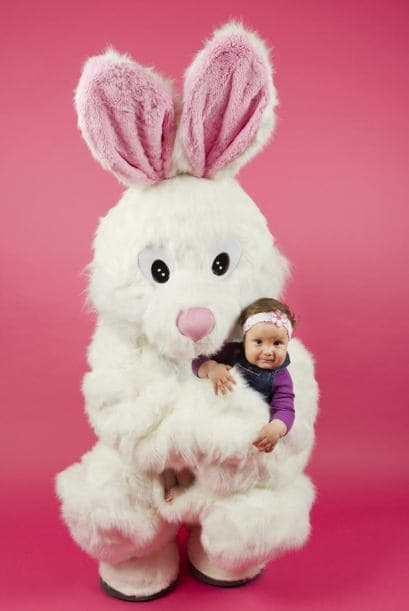 Abril 12, 13 y 19- Desayuno con el Conejo en Brookfield Zoo: Los niños pueden disfrutar de una visita con el conejito de Pascua y sus amigos durante un desayuno estilo buffet en el zoológico de Brookfield.