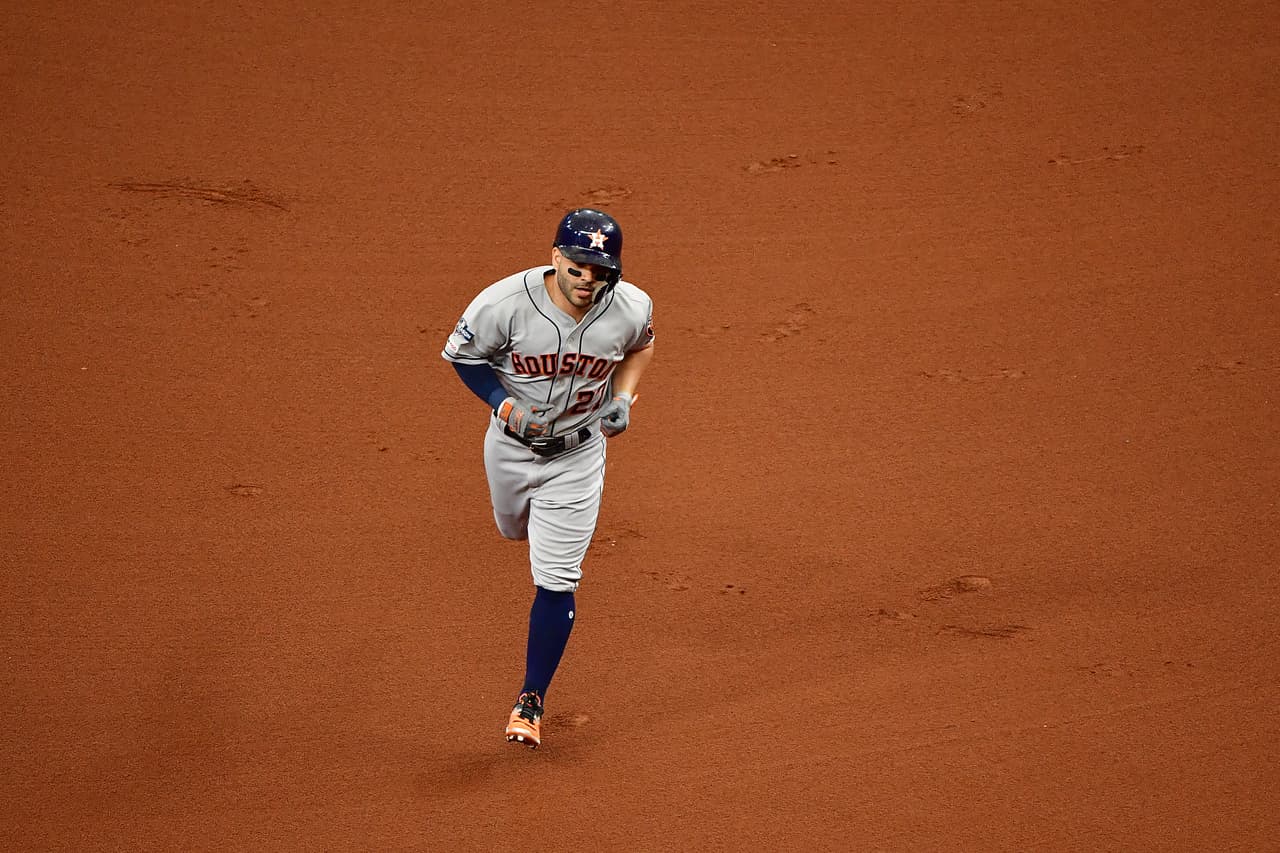 Los Tampa Bay Rays vencen 10-3 a Houston Astros; la serie está 1-2 para los de Houston.