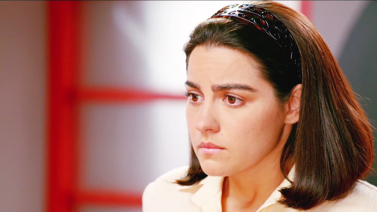 Nunca te hubieras imaginado que desea verte casada con Alex.