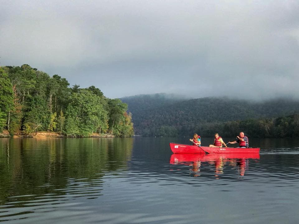 También podrás practicar deportes acuáticos.