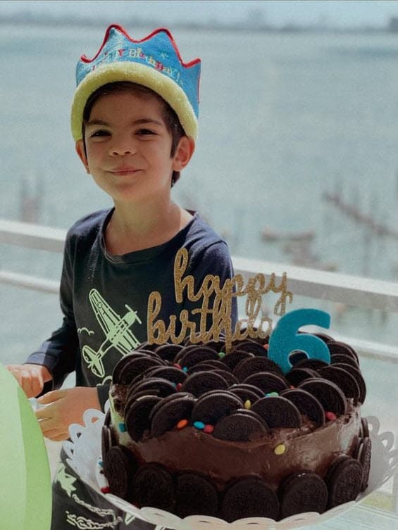 Actualmente Matteo tiene 6 años y sigue cautivando con su carisma en las redes sociales de sus padres.