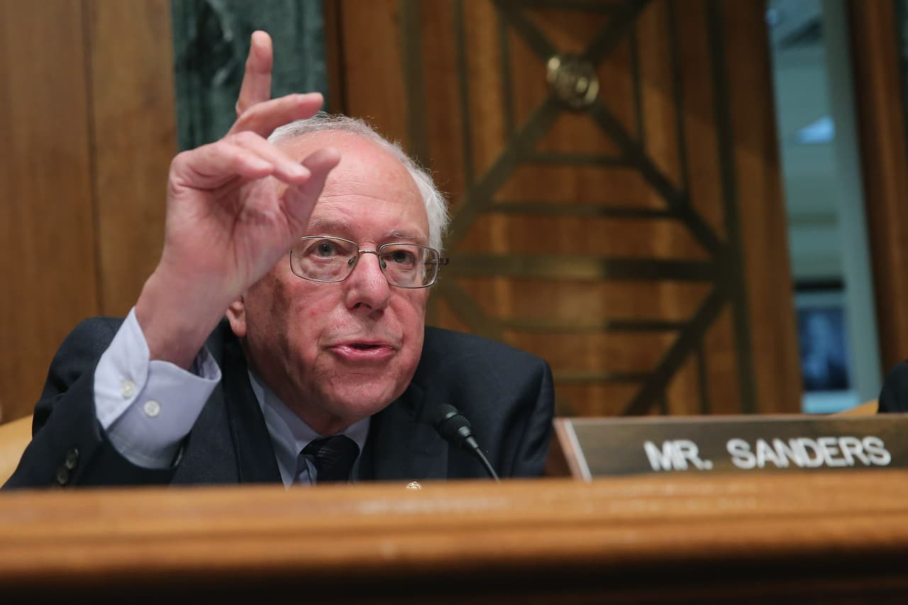 Sanders sobre inversores de Puerto Rico: "¿Por qué tienen que recuperar todo su dinero?"