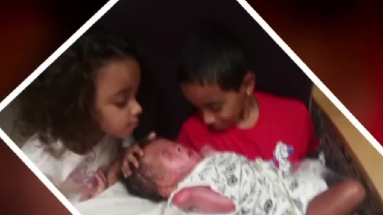 Después de 10 meses de llegar al mundo, un bebé que nació sin piel pudo ser abrazado por su madre