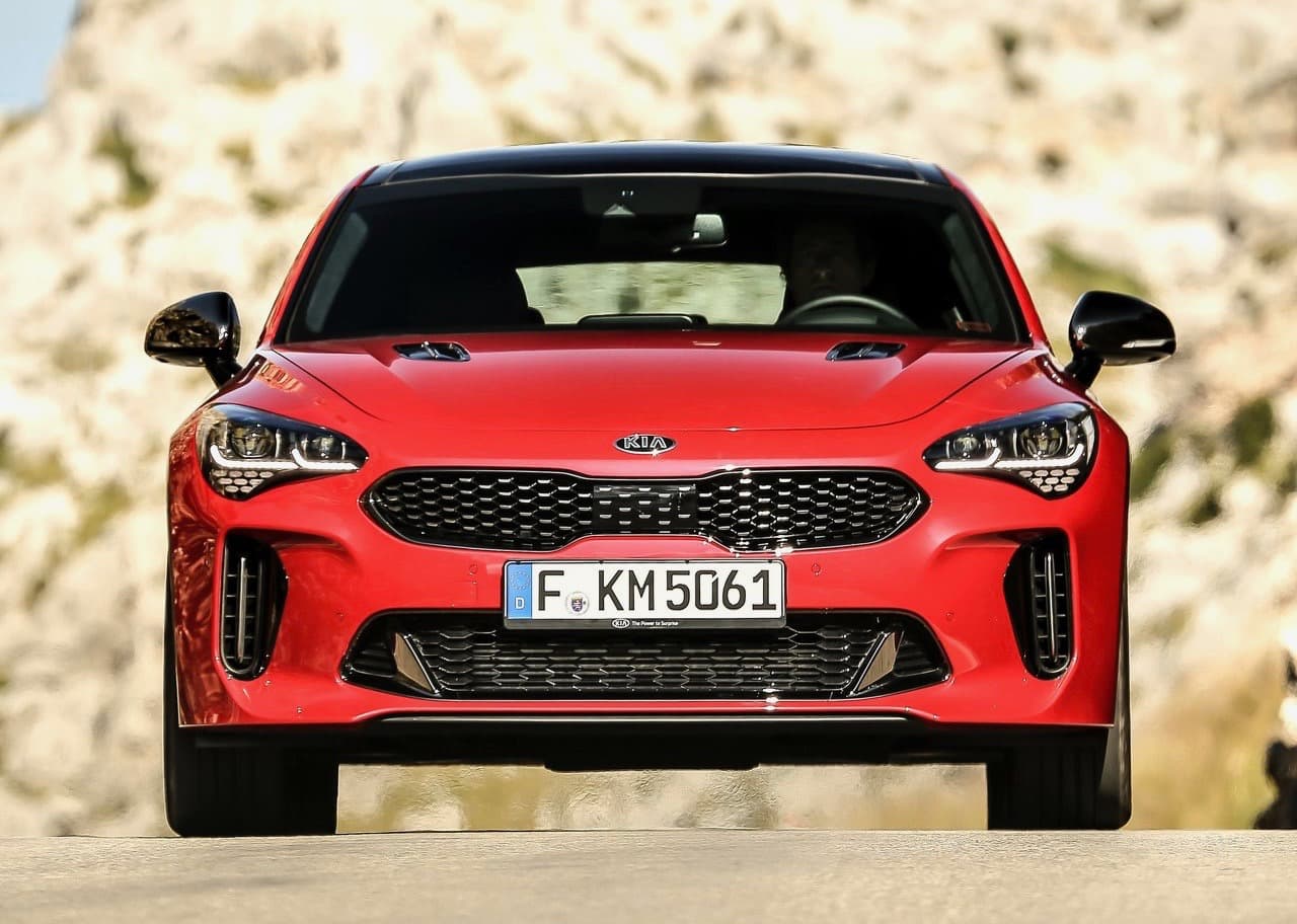 <h3 class="cms-h3-H3">5. Kia</h3>
<br>
<br>El fabricante coreano continúa su meteórico ascenso registrando
<b> 122 problemas por cada 100 vehículos</b>, una gran mejora de 24 problemas menos que en el estudio 2017, que lo coloca como el segundo fabricante de vehículos no Premium más confiable de Estados Unidos.