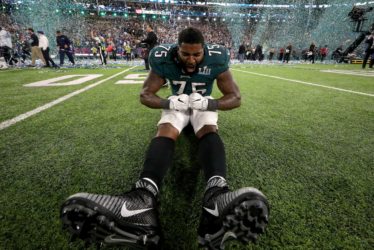 Vinny Curry celebrando el título recién obtenido.