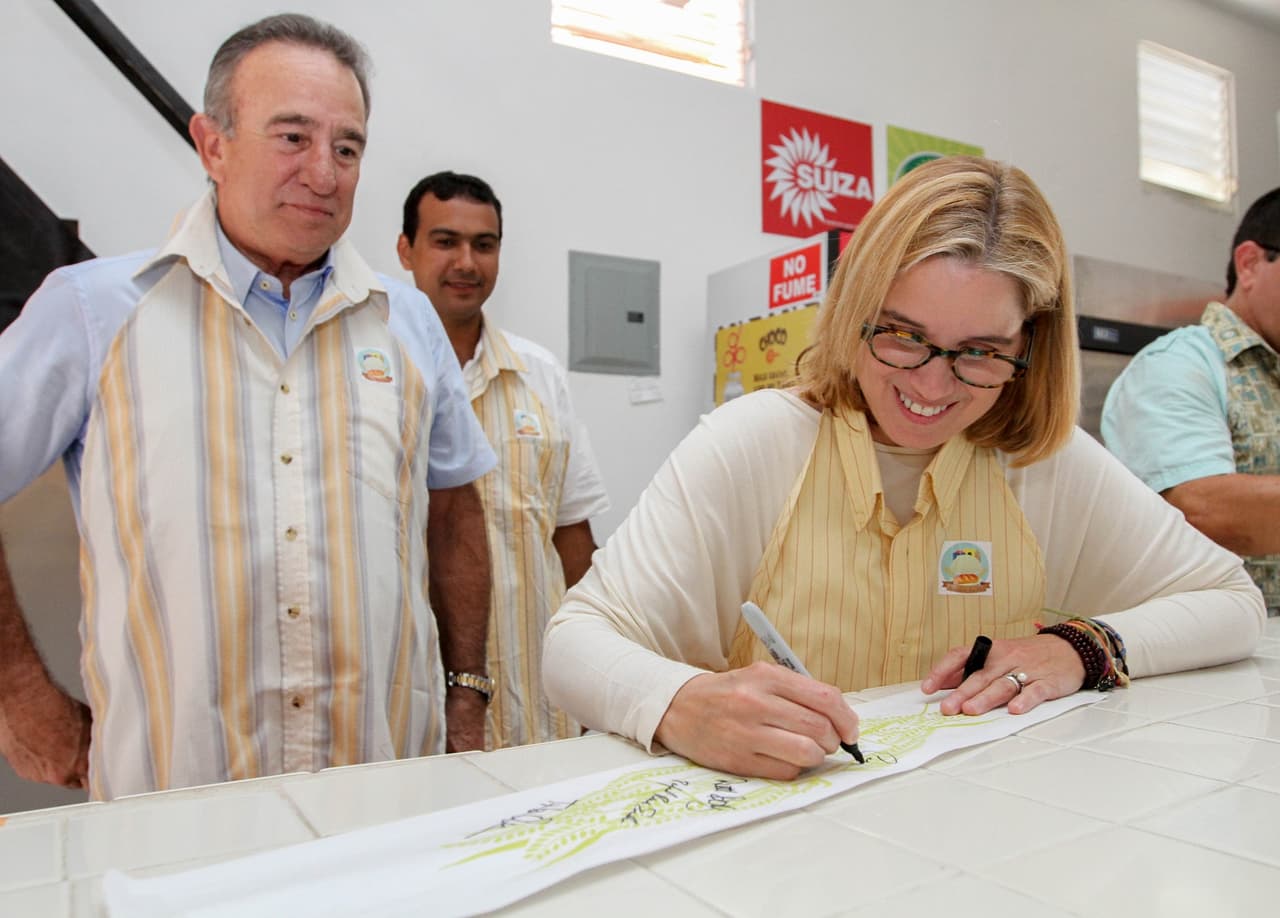 La Panadería La Perla fue inaugurada gracias a la ayuda del Municipio y el empresario Manuel Cidre.