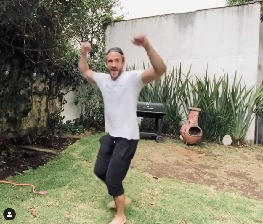 En Imperio de Mentiras, Roberto Romano tenía el papel de Fabricio Serrano. El actor colombiano
<b><a href="https://www.instagram.com/jattinjavier/" target="_blank">Javier Jattin</a></b> ocupó su lugar tras el escándalo.
<br>