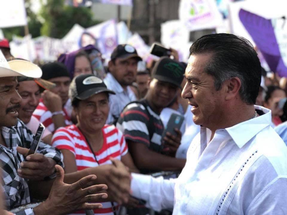 Asimismo, el candidato independiente, Jaime Rodríguez Calderón, quien se encuentra en el último lugar de la preferencia electoral, realizó el cierre de su campaña en la Macroplaza del norteño estado de Nuevo León. Se trata del lugar donde tiene mayor aceptación debido a que, antes de lanzarse como candidato, era gobernador de ese estado.