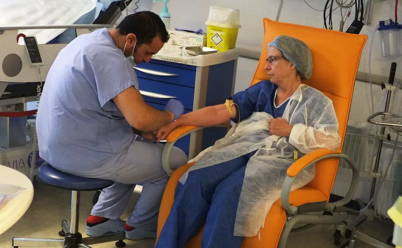 Muertes por cáncer en EEUU caen 33% desde 1991: te explicamos las razones