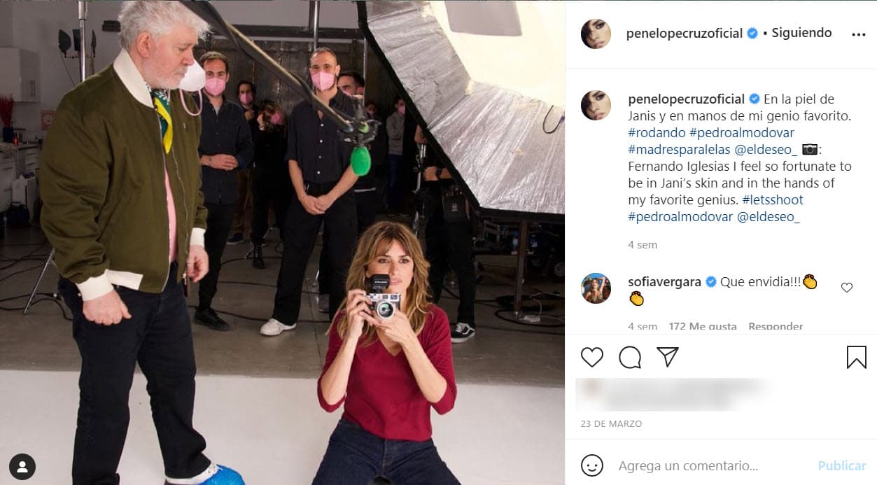 Aunque es común que mantenga su cabellera oscura, actualmente luce un tono castaño con destellos rubios, imagen con la que filma 'Madres paralelas', nueva película del director español Pedro Almodóvar.
<br>