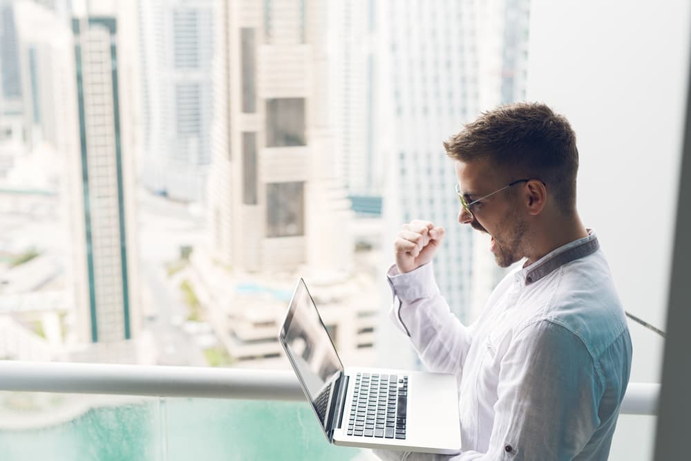 <b>Virgo</b>
<br>
<b>La fortuna te llega con un trabajo inesperado</b>
<br>Eres el signo preocupado por naturaleza y tu reto consiste en ser capaz de asumir tus responsabilidades sin que te compliques demasiado. La fortuna te llega por diferentes vías en forma de trabajos inesperados que surgen en el mejor de los momentos.