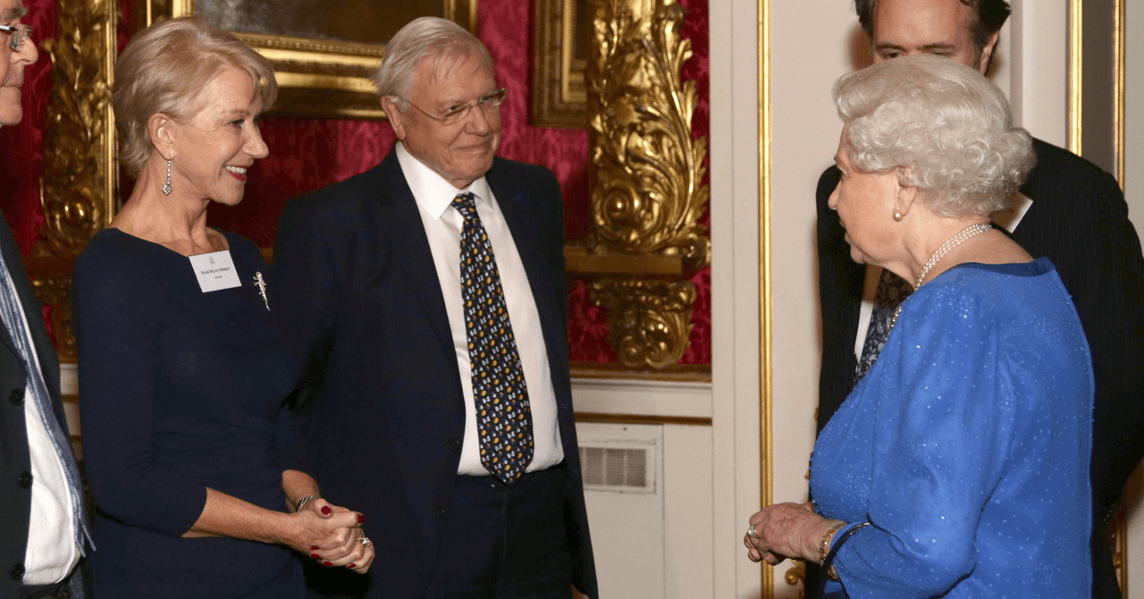 reina Isabel II y Helen Mirren