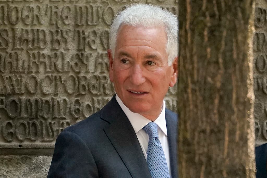 Charles Kushner.