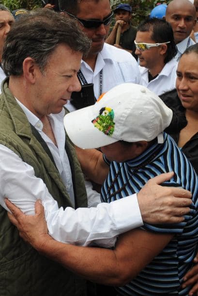 "Nos vienen tiempos difíciles. Vamos a hacer lo posible para prevenir tragedias como ésta, pero las capacidades son limitadas, hace falta colaboración de todo el mundo", subrayó Santos.