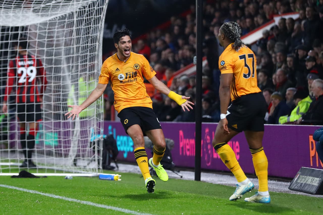Moutinho (21’) abrió el marcador para los Wolves y Jiménez (31’) marcó el 2-0. Cook (59’) marcó el descuento.